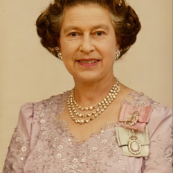 Her_Majesty_Queen_Elizabeth_II_of_the_Commonwealth_Realms.jpg